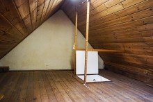 Dachboden 2 Reihenendhaus mit gro�em Garten