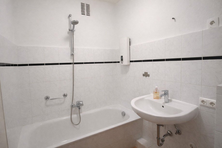 Badzimmer 2 Erdgeschosswohnung Bremen