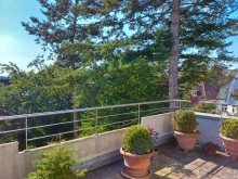 Terrasse 1 Sch�ne sanierte 2-Zi. DG-Wohnung, Terrasse, Gartennutzung, Einbauk�che + Garage