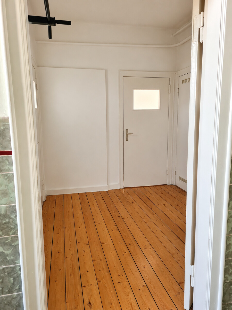 Flur WHG 3 Mehrfamilienhaus Bremen