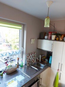 K�che 1 Sch�ne sanierte 2-Zi. DG-Wohnung, Terrasse, Gartennutzung, Einbauk�che + Garage