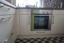 K�che 2 Sch�ne sanierte 2-Zi. DG-Wohnung, Terrasse, Gartennutzung, Einbauk�che + Garage